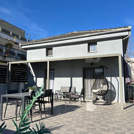 Volos Suites Center Экстерьер фото