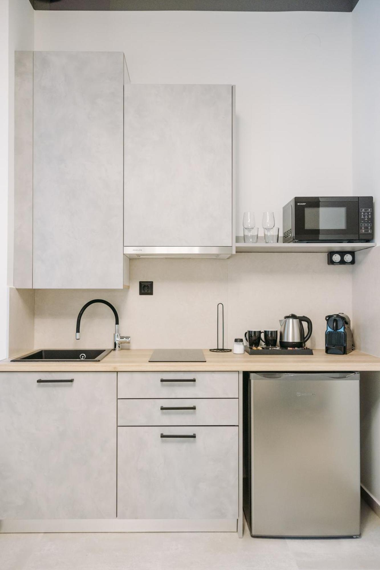 Volos Suites Center Экстерьер фото