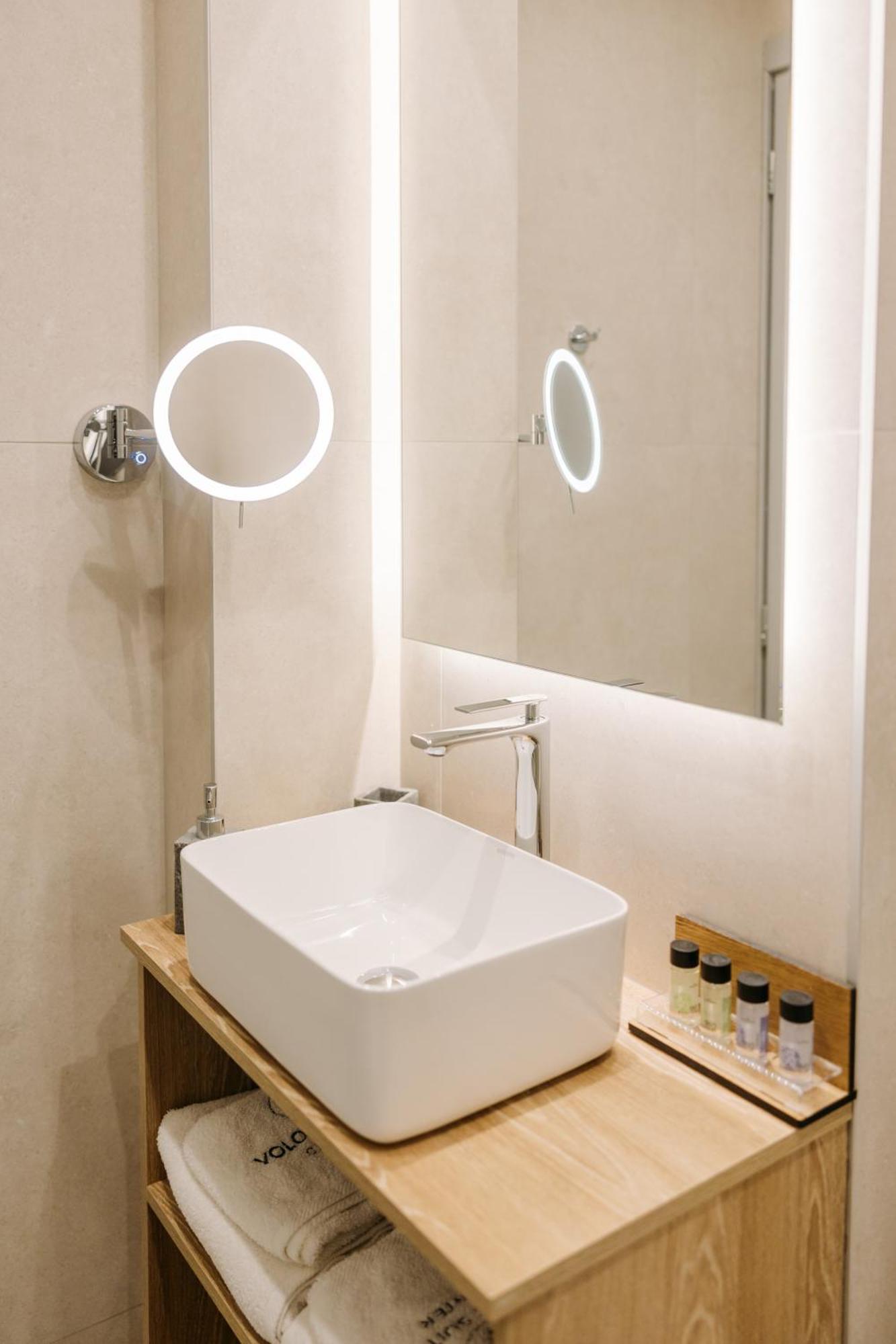Volos Suites Center Экстерьер фото
