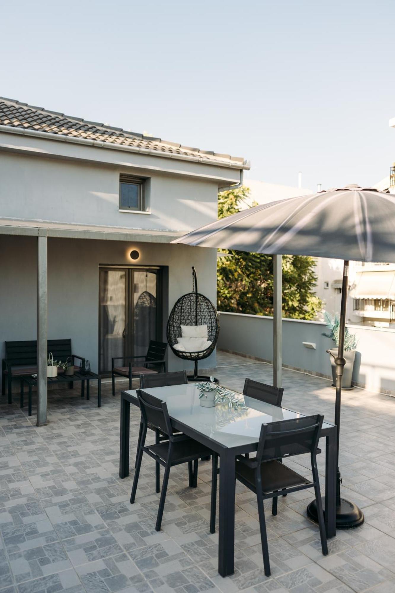 Volos Suites Center Экстерьер фото
