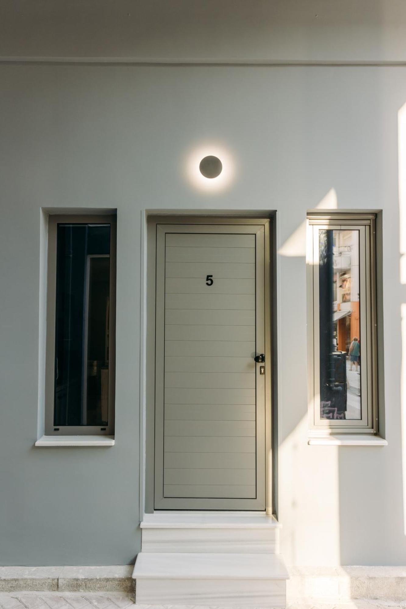Volos Suites Center Экстерьер фото