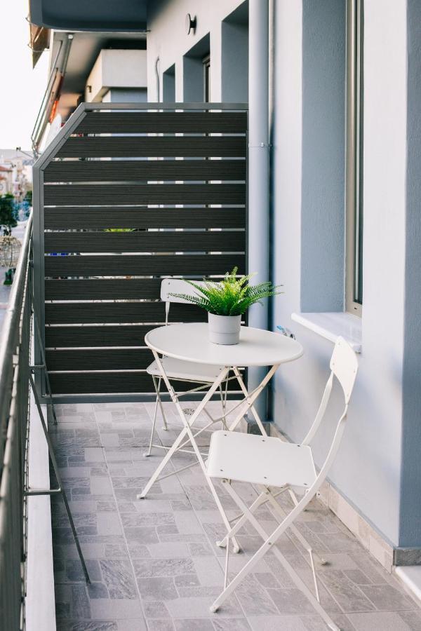Volos Suites Center Экстерьер фото