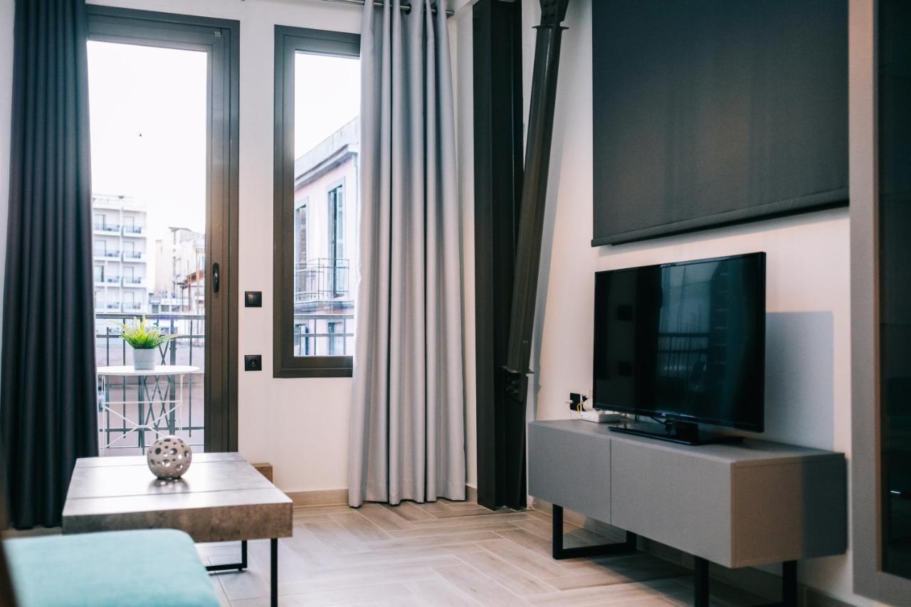 Volos Suites Center Экстерьер фото